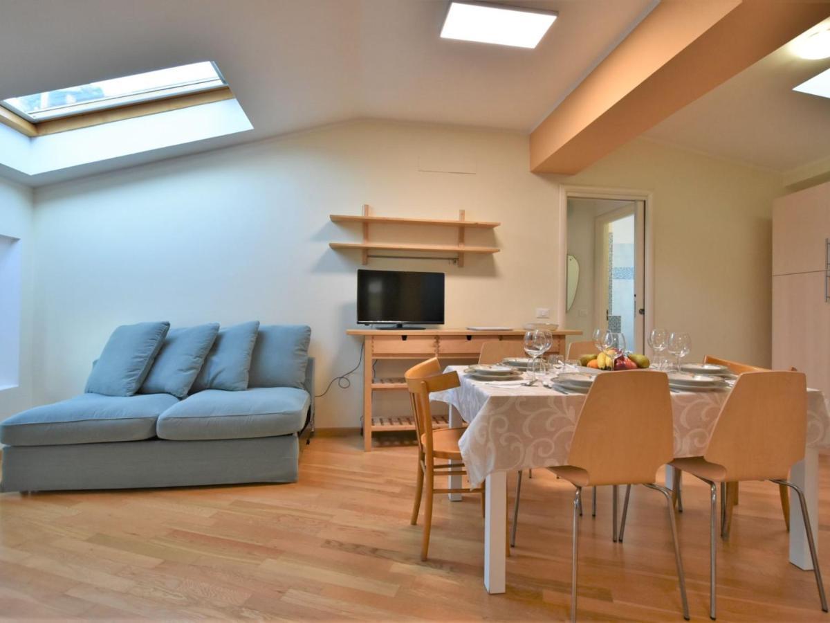 Apartment Duomo Mansarda By Interhome Iseo Zewnętrze zdjęcie
