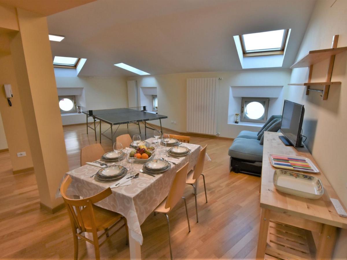 Apartment Duomo Mansarda By Interhome Iseo Zewnętrze zdjęcie