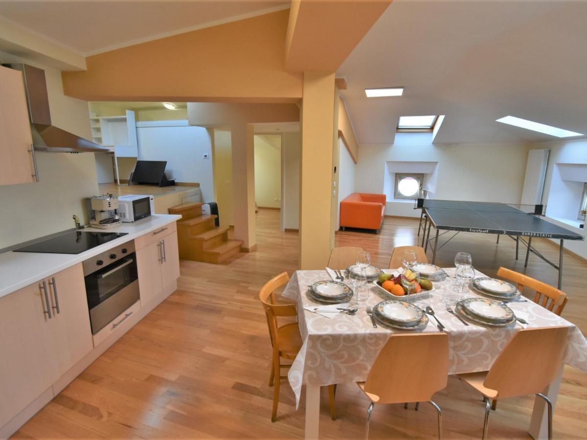 Apartment Duomo Mansarda By Interhome Iseo Zewnętrze zdjęcie